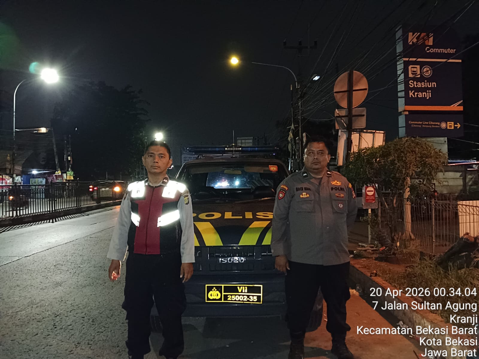 Tingkatkan Patroli Malam Polsek Bekasi Barat Ciptakan Situasi Aman, Kondusif