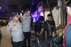 Polres Jakbar Gelar Patroli dan Razia, Antisipasi Curas, Curat dan Curanmor