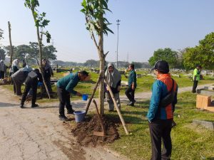 Sudin Pertamanan dan Hutan Kota Jakarta Utara Lakukan “Aksi “Jumat Tanam Pohon”