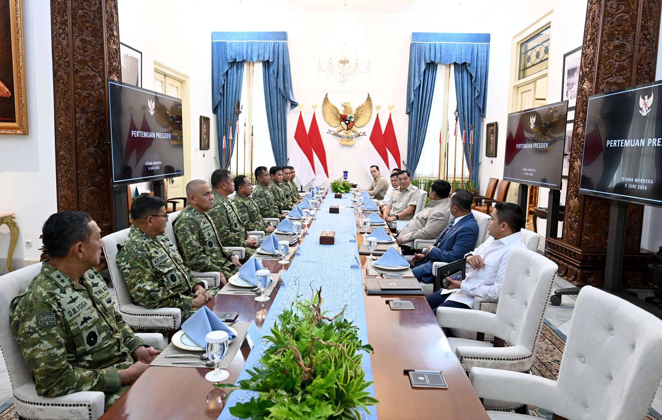 Panglima TNI Laporkan Perkembangan Program Strategis TNI kepada Presiden Prabowo Subianto   