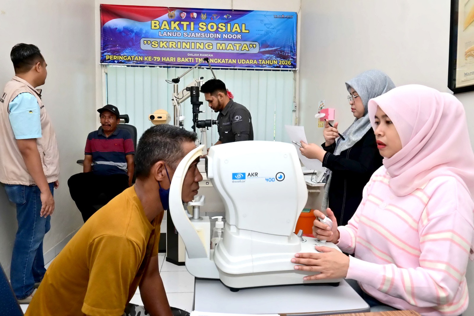 Sambut Hari Bakti ke-79 TNI AU 2026, Lanud Sjamsudin Noor Gelar Pemeriksaan Mata Gratis bagi Masyarakat Kalsel