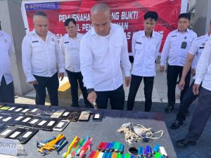 Wujudkan Lingkungan Aman, Lapas Bitung Gelar Pemusnahan Barang Bukti