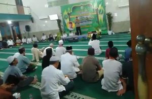 Kapolsek Bekasi Barat Hadiri Maulid Nabi, Sampaikan Pesan Kamtibmas kepada Warga Jakasampurna