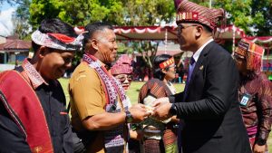 “Guru Hebat, Toba Kuat: HGN ke-80 Dirayakan Meriah di Sigumpar”