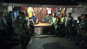 Tingkatkan Rasa Aman, Koramil 01/Kranji Laksanakan Patroli Malam Bersama Tiga Pilar
