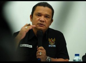 Rolas Sitinjak Ingatkan Negara Telah Gagal Melindungi Konsumen Sektor Keuangan di Indonesia