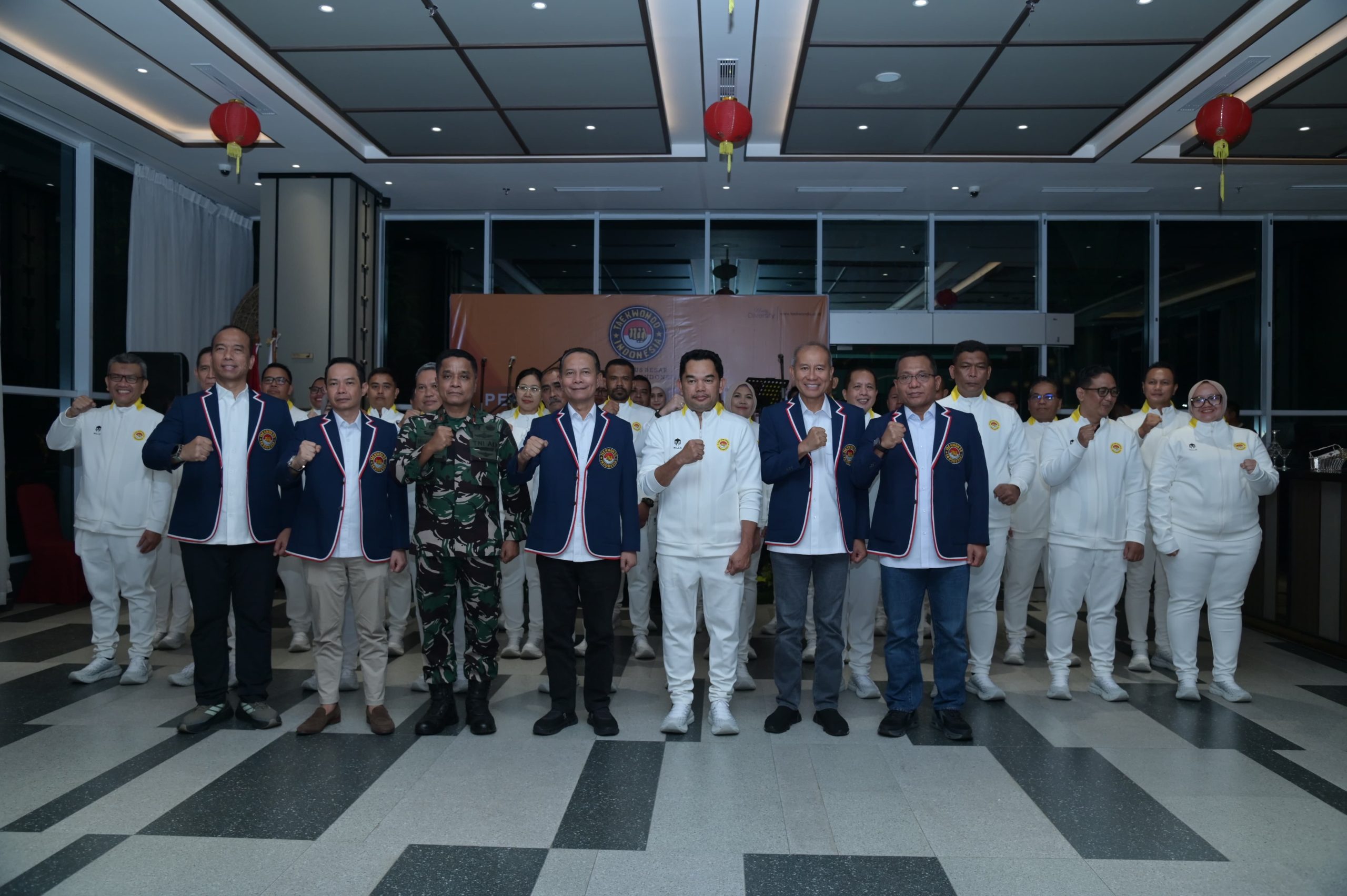 Ketum PBTI Letjen TNI Richard Tampubolon Lantik dan Kukuhkan Pengurus Taekwondo Indonesia Provinsi Kaltim Masa Bakti 2025-2029      