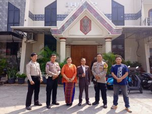 Pastikan Ibadah Perayaan Kenaikan Yesus Kritus di Bekasi Barat Aman dan Nyaman Kapolsek lakukan Monitoring dan Pengecekan