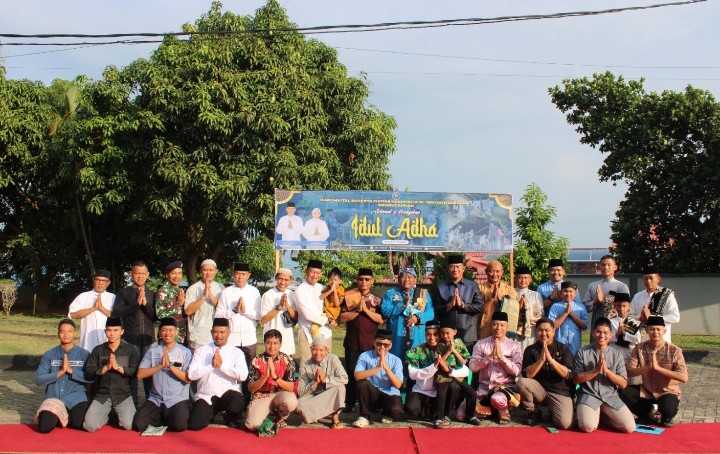 RUMKITAL Dr. MIDIYATO SURATANI GELAR SHALAT IDUL ADHA 1447 H/2026 M