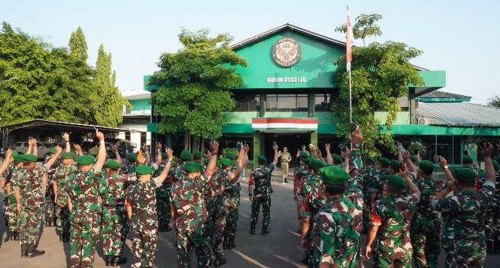 Apel Siaga Dilanjutkan Pengarahan Komandan Kodim 0502/Jakarta Utara