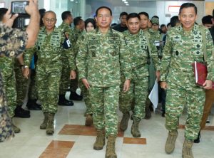 Panglima TNI Hadiri Raker Bersama Komisi I DPR RI Bahas Dinamika Geopolitik dan Misi Perdamaian Dunia      
