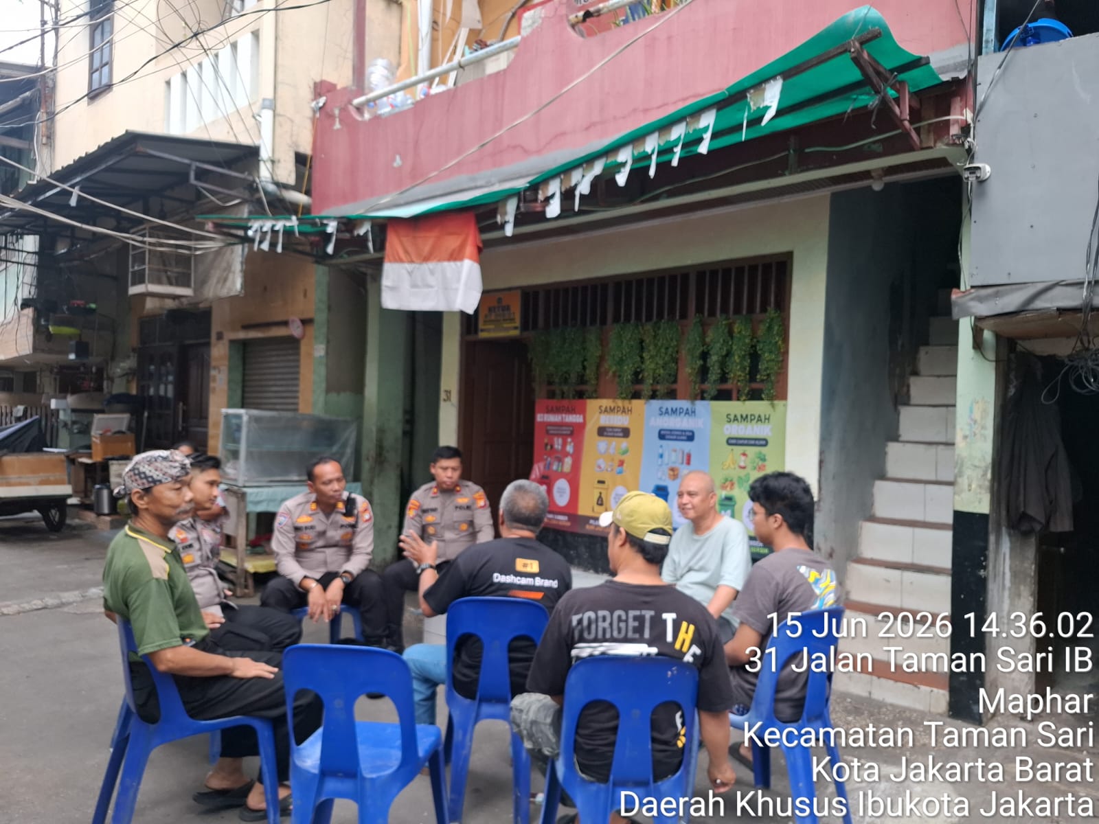 Polsek Metro Tamansari Perkuat Sinergi Warga Lewat Program Jaga Jakarta+ Jayakarta On The Spot di Kelurahan Maphar