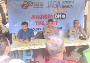 Jaga Jakarta On The Spot Kapolsek Bekasi Barat Ajak Driver Ojol Aktif Jaga Keamanan Lingkungan