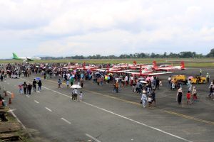 Open Base Jupiter Aerobatic Team di Lanud Sjamsudin Noor, Disambut Meriah Ribuan Warga Banua Padati Apron      