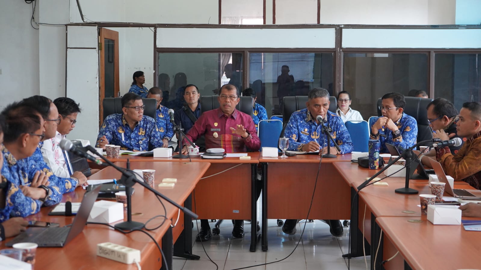 Pemkab Toba Tanggung Penuh Biaya Pendidikan 23 Siswa di TB Soposurung dan Del