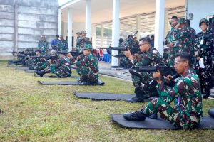 Asah Ketangkasan dan Fokus Tempur, Lanud Sjamsudin Noor Gelar Latihan Menembak Berkala Guna Perkuat Ketangguhan dan Kesiapsiagaan Prajurit