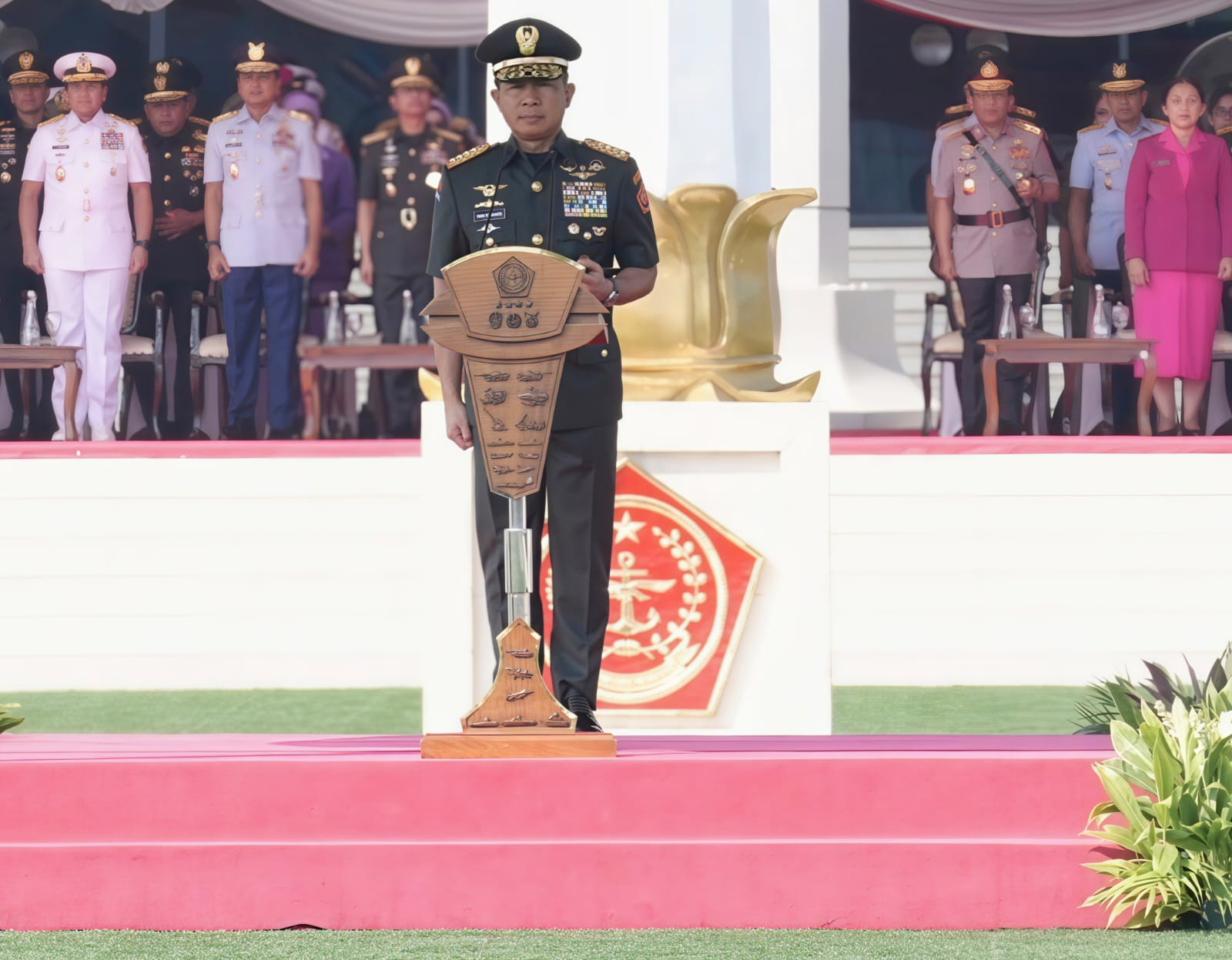 Panglima TNI Tutup Pendidikan Pertama Akademi TNI Tahun 2026 di Cilangkap      